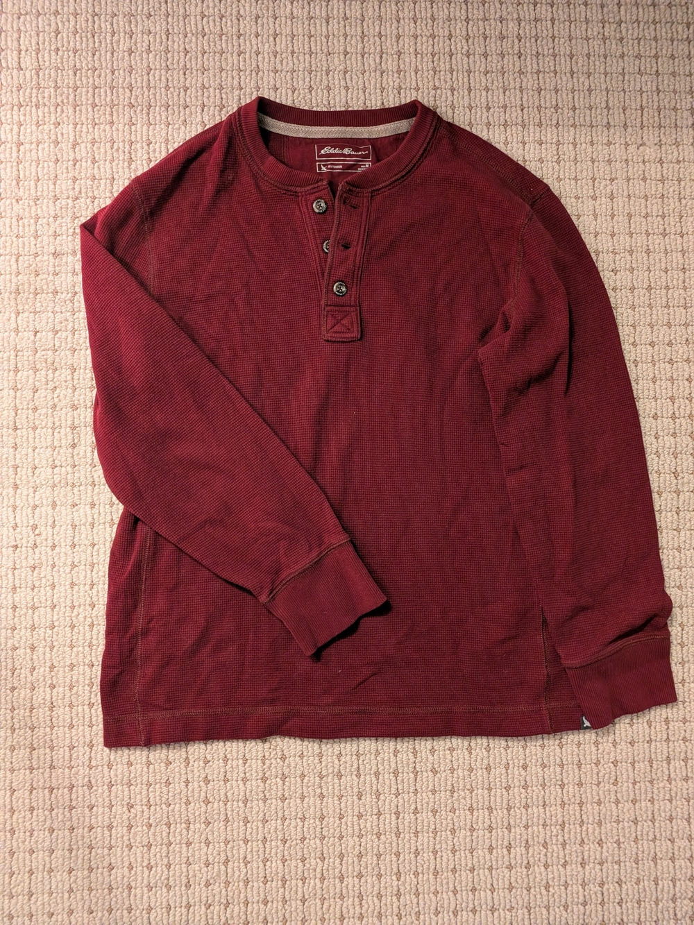 Eddie Bauer Burgundy Long Sleeve Waffle Knit Henley Shirt Men's Medium